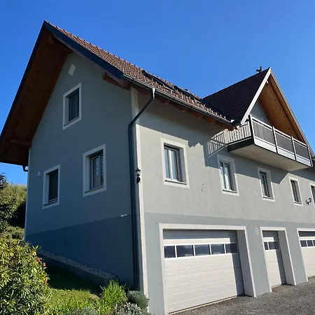 Appartement Am Hof Zotter *